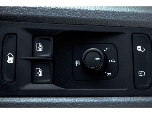 Volkswagen Transporter T6.1 2.0TDI | L2H1 | Airco | Cruise | Trekhaak ActivLease financial lease