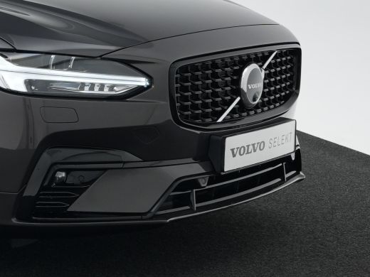 Volvo  V90 2.0 B4 R-Design | Head-Up | Harman Kardon | 360&deg; Camera | Panoramadak | Trekhaak | Sportstoel | A... ActivLease financial lease