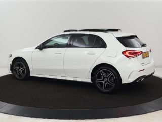 Mercedes-Benz A-Klasse 250e AMG | Panoramadak | Stoelverwarming | Carplay | Leder/Alcantara | Camera | Sfeerverlichting ...