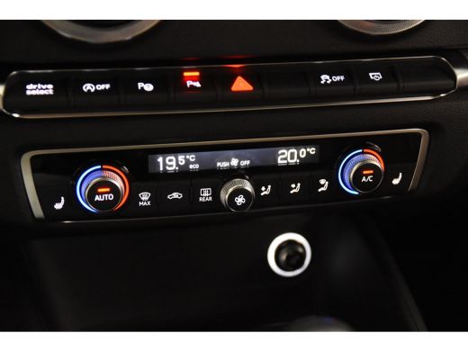 Audi A3 Limousine 1.5 TFSI CoD Sport *1ste Eigenaar*Leer*Trekhaak* ActivLease financial lease