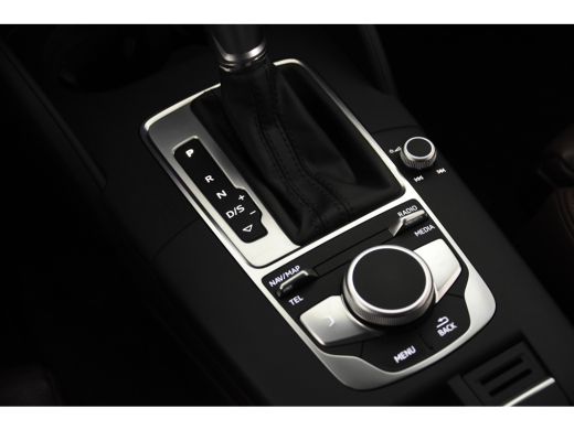 Audi A3 Limousine 1.5 TFSI CoD Sport *1ste Eigenaar*Leer*Trekhaak* ActivLease financial lease