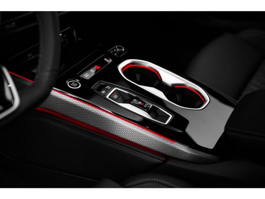 Audi A6 Avant S edition | Adaptive air suspension | Adaptive cruise control | Airconditioning 4-zones ActivLease financial lease