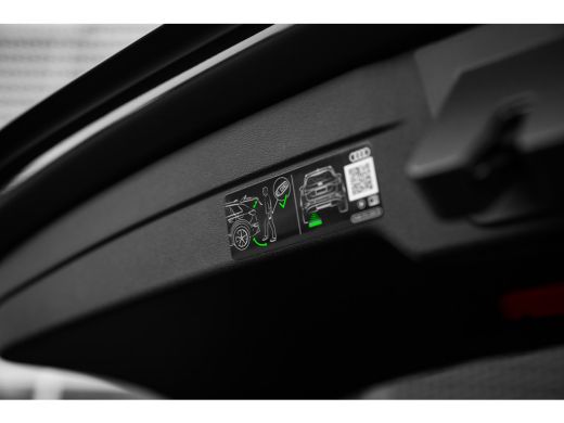 Audi A6 Avant S edition | Adaptive air suspension | Adaptive cruise control | Airconditioning 4-zones ActivLease financial lease