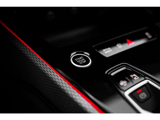 Audi A6 Avant S edition | Adaptive air suspension | Adaptive cruise control | Airconditioning 4-zones ActivLease financial lease