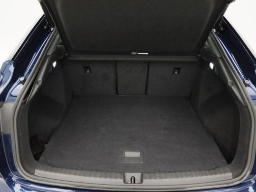 Audi Q4 e-tron 40 77 kWh 204 Pk Automaat | Panoramadak | Volledig Leder | Virtual Cockpit | Elektrische Achterkl... ActivLease financial lease