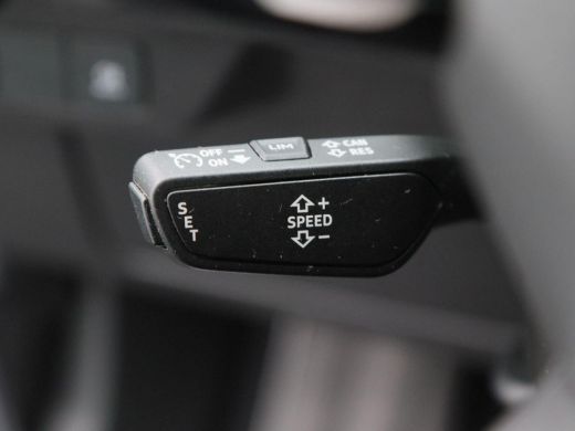 Audi Q4 e-tron 40 77 kWh 204 Pk Automaat | Panoramadak | Volledig Leder | Virtual Cockpit | Elektrische Achterkl... ActivLease financial lease