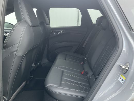 Audi Q4 e-tron 50 quattro Launch edition S Competition 77 kWh 1Eig Warmtepomp Sonos Camera Leer NL-Auto Uitstral... ActivLease financial lease