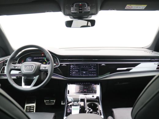 Audi Q8 4.0 TFSI SQ8 quattro Advanced onderstel, Servosluiting, Standkachel, Panoramadak, Trekhaak, Massa... ActivLease financial lease