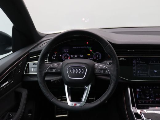 Audi Q8 4.0 TFSI SQ8 quattro Advanced onderstel, Servosluiting, Standkachel, Panoramadak, Trekhaak, Massa... ActivLease financial lease