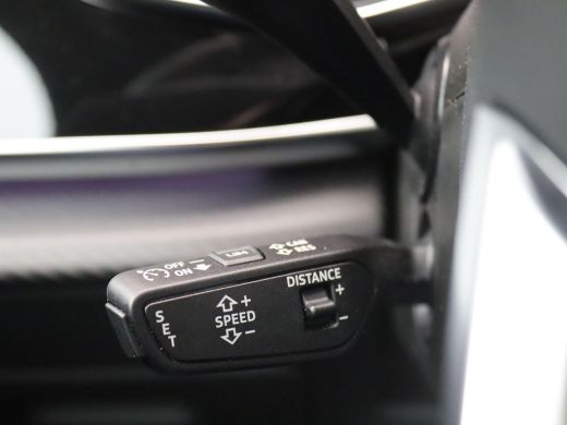 Audi Q8 4.0 TFSI SQ8 quattro Advanced onderstel, Servosluiting, Standkachel, Panoramadak, Trekhaak, Massa... ActivLease financial lease