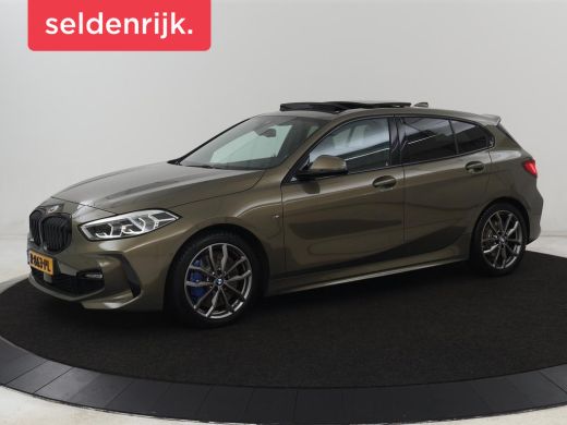 BMW 1 Serie 118i M Sport | Panoramadak | Leder | Stoelverwarming | Carplay | Sfeerverlichting | Camera | Live...