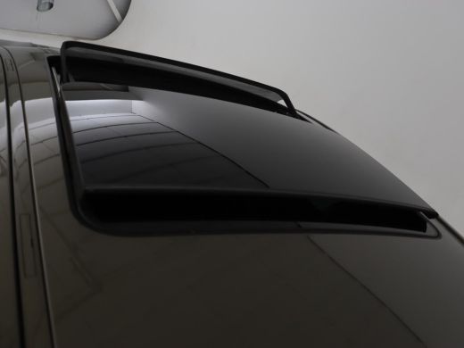 BMW 1 Serie 118i M Sport | Panoramadak | Leder | Stoelverwarming | Carplay | Sfeerverlichting | Camera | Live... ActivLease financial lease