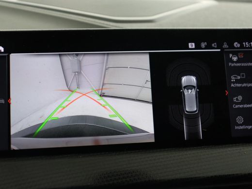 BMW 1 Serie 118i M Sport | Panoramadak | Leder | Stoelverwarming | Carplay | Sfeerverlichting | Camera | Live... ActivLease financial lease