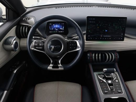 BYD ATTO 3 Comfort 60 kWh | Panoramadak | Warmtepomp | Leder | Stoelverwarming | 360 Camera | Carplay | Adap... ActivLease financial lease