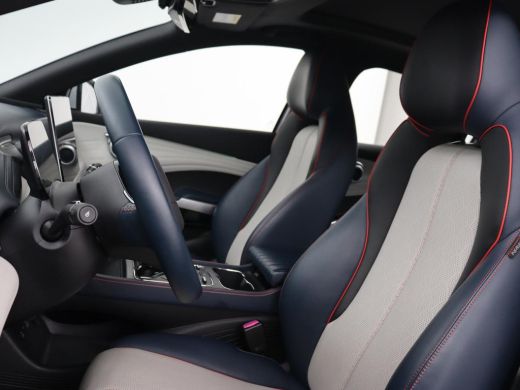 BYD ATTO 3 Comfort 60 kWh | Panoramadak | Warmtepomp | Leder | Stoelverwarming | 360 Camera | Carplay | Adap... ActivLease financial lease