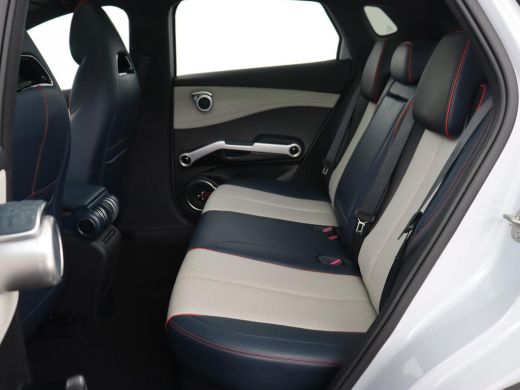 BYD ATTO 3 Comfort 60 kWh | Panoramadak | Warmtepomp | Leder | Stoelverwarming | 360 Camera | Carplay | Adap... ActivLease financial lease