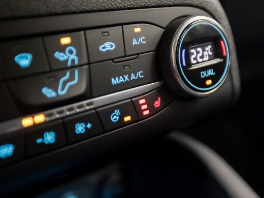 Ford Focus 1.0 EcoBoost Hybrid Titanium X (VIRTUAL COCKPIT, APPLE CARPLAY, WINTER PACK, GROOT NAVI, CAMERA, ... ActivLease financial lease