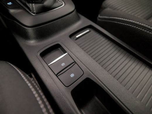 Ford Focus 1.0 EcoBoost Hybrid Titanium X (VIRTUAL COCKPIT, APPLE CARPLAY, WINTER PACK, GROOT NAVI, CAMERA, ... ActivLease financial lease