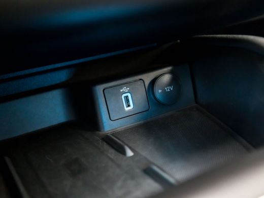 Ford Focus 1.0 EcoBoost Hybrid Titanium X (VIRTUAL COCKPIT, APPLE CARPLAY, WINTER PACK, GROOT NAVI, CAMERA, ... ActivLease financial lease