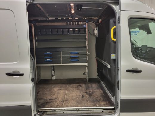 Ford Transit 2.0TDCI 130pk L3/H2 Trekhaak Euro 6! ActivLease financial lease