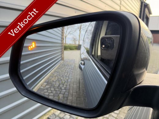 Ford Transit Courier Benzine! Camera!Navi!Stuur/Stoelverwarming!1389km! ActivLease financial lease