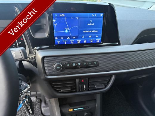 Ford Transit Courier Benzine! Camera!Navi!Stuur/Stoelverwarming!1389km! ActivLease financial lease