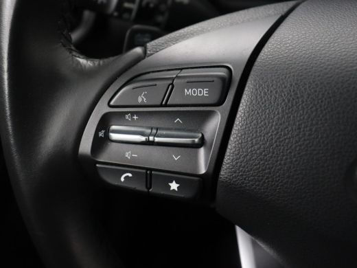 Hyundai Kona EV Comfort 39 kWh | Adaptive cruise | Camera | Carplay | Climate control | Digital Cockpit | Full... ActivLease financial lease