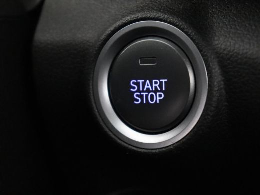 Hyundai Kona EV Comfort 39 kWh | Adaptive cruise | Camera | Carplay | Climate control | Digital Cockpit | Full... ActivLease financial lease