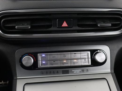 Hyundai Kona EV Comfort 39 kWh | Adaptive cruise | Camera | Carplay | Climate control | Digital Cockpit | Full... ActivLease financial lease