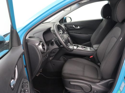 Hyundai Kona EV Comfort 39 kWh | Adaptive cruise | Camera | Carplay | Climate control | Digital Cockpit | Full... ActivLease financial lease