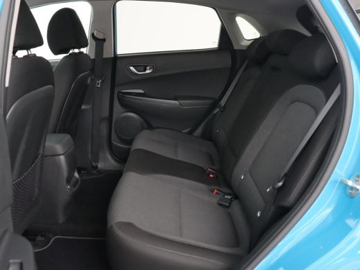 Hyundai Kona EV Comfort 39 kWh | Adaptive cruise | Camera | Carplay | Climate control | Digital Cockpit | Full... ActivLease financial lease