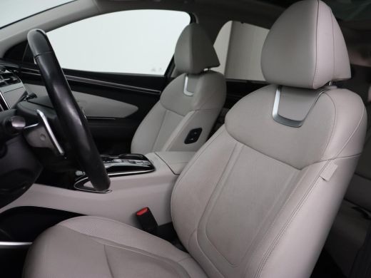Hyundai Tucson 1.6 T-GDI PHEV Premium Sky AWD | Panoramadak | Stoelventilatie | Leder | 360 Camera | Carplay | A... ActivLease financial lease
