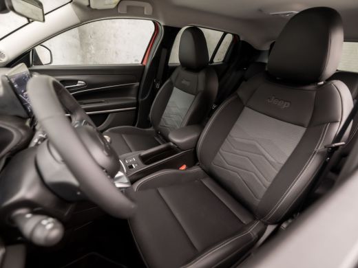 Jeep Avenger 1.2 Altitude Sport (APPLE CARPLAY, GROOT NAVI, 360 CAMERA, JBL AUDIO, ADAPTIVE CRUISE, STOELVERWA... ActivLease financial lease