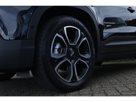 Jeep Avenger E Summit | 18" Diamond Cut lichtmetalen velgen | 360 parkeersensoren | Adaptieve cruise control ActivLease financial lease