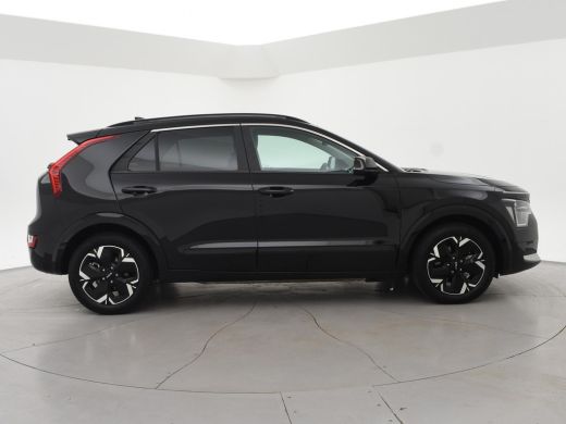 Kia e-Niro DYNAMICPLUSLINE 64.8 kWh + LEDER | STOEL/STUURWIELVERW. | CARPLAY | ADAPTIVE CRUISE ActivLease financial lease