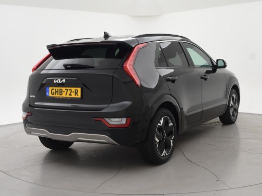 Kia Niro EV DYNAMICPLUSLINE 64.8 kWh + LEDER | STOEL/STUURWIELVERW. | CARPLAY | ADAPTIVE CRUISE ActivLease financial lease