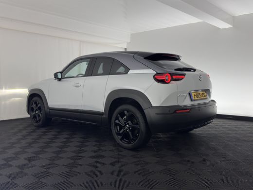 Mazda MX-30 e-SkyActiv 145 First Edition 36 kWh (INCL-BTW) Aut.*LEATHER-MICROFIBRE | FULL-LED | NAVI-FULLMAP ... ActivLease financial lease