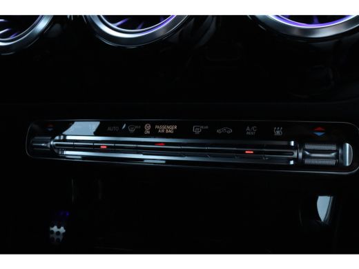 Mercedes-Benz CLA 250 e AMG Line | Cruise Control | Stoelverwarming | Camera | Sfeerverlichting | Navi | Dealer ond... ActivLease financial lease