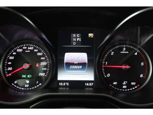 Mercedes-Benz V-Klasse 250d AMG Lang | DC | Aut. | 360&deg; | Burmester | 2xSchuifdeur Elektr. | Trekh. | Adap. Cruise | Cli... ActivLease financial lease