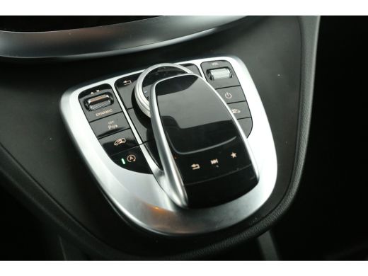 Mercedes-Benz V-Klasse 250d AMG Lang | DC | Aut. | 360&deg; | Burmester | 2xSchuifdeur Elektr. | Trekh. | Adap. Cruise | Cli... ActivLease financial lease