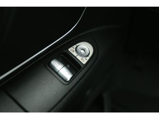 Mercedes-Benz Vito 114 CDI Lang | Aut. | Airco | Camera | Adap. Cruise | 3-Zits | Trekh. | Stoelverw. | Carplay ActivLease financial lease