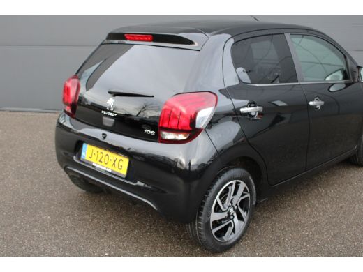 Peugeot 108 1.0 e-VTi Allure | Navi by app | Climate control | Camera | LED | Mistlampen | Lichtmetaal | ActivLease financial lease