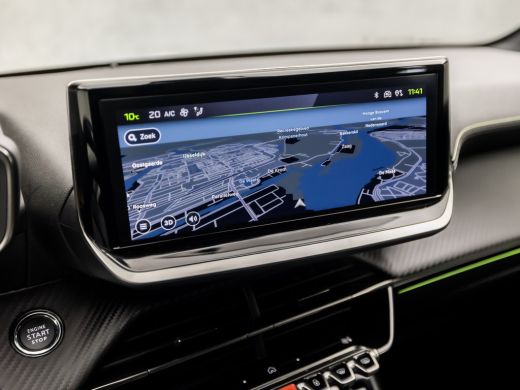 Peugeot 208 1.2 PureTech GT-Line Sport (APPLE CARPLAY, GROOT NAVI, 360 CAMERA, LEDER, SPORTSTOELEN, GETINT GL... ActivLease financial lease