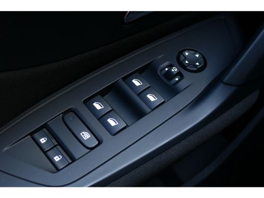 Peugeot 308 1.6 PHEV 180 PK Active Pack BNS | NAV | Adap.Cruise C. | CarPlay | Climate C. | LED | DAB+ | NAV ... ActivLease financial lease