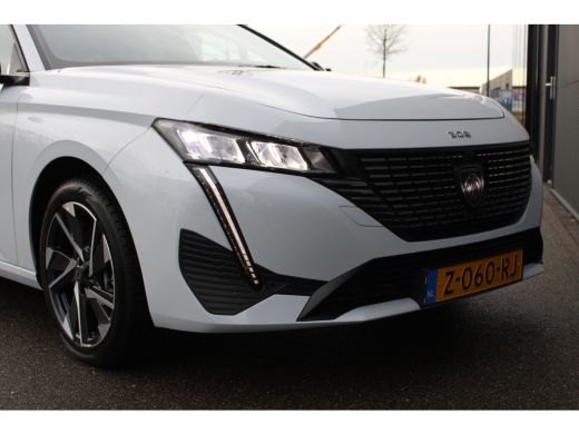Peugeot 308 SW 1.2 PureTech Allure | Automaat | Navigatie | Camera | Trekhaak | All season | 1.400kg Trekgewi... ActivLease financial lease