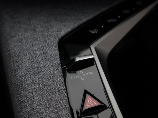 Peugeot 5008 1.2 Hybrid 136 Allure | 2 stoelen op derde rij | Achteruitrijcamera | Apple Carplay/Android Auto|... ActivLease financial lease