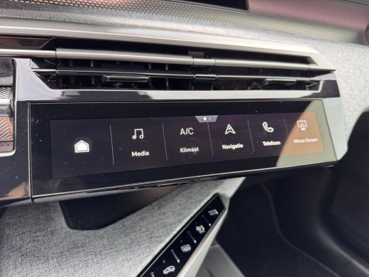 Peugeot 5008 1.2 Hybrid 145 GT Automaat | Camera | Navigatie | 7-Zitter | Keyless | Sfeerverlichting | DAB | |... ActivLease financial lease