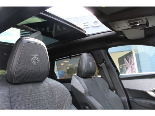 Peugeot 5008 1.6 Plug-in Hybrid 195 GT | Automaat | Navigatie | Camera | Panorama/schuifdak | Apple carplay | ActivLease financial lease