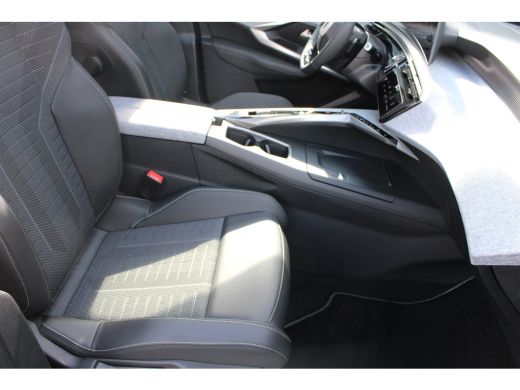 Peugeot 5008 1.6 Plug-in Hybrid 195 GT | Automaat | Navigatie | Camera | Panorama/schuifdak | Apple carplay | ActivLease financial lease