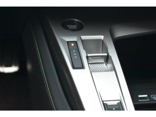 Peugeot e-308 GT 54 kWh DEMO-DEAL! | Warmtepomp | Alcantara | Massage | Elektr. Stoelen | Elektr. Achterklep | ... ActivLease financial lease